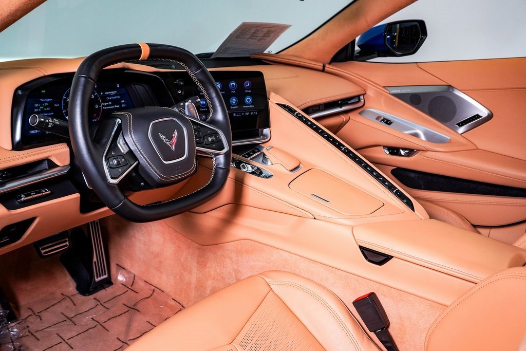 Used 2022 Chevrolet Corvette Stingray Premium Conv w/ Z51 Performance Package image 23