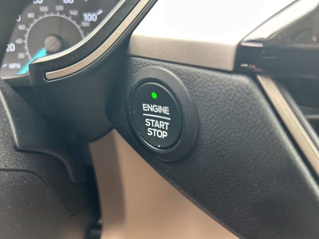 Used 2022 Ford Escape SEL image 22