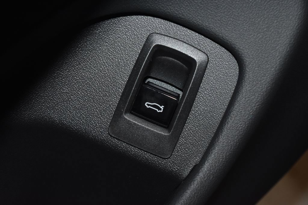 Certified 2026 BMW 540i xDrive w/ M Sport Package image 6