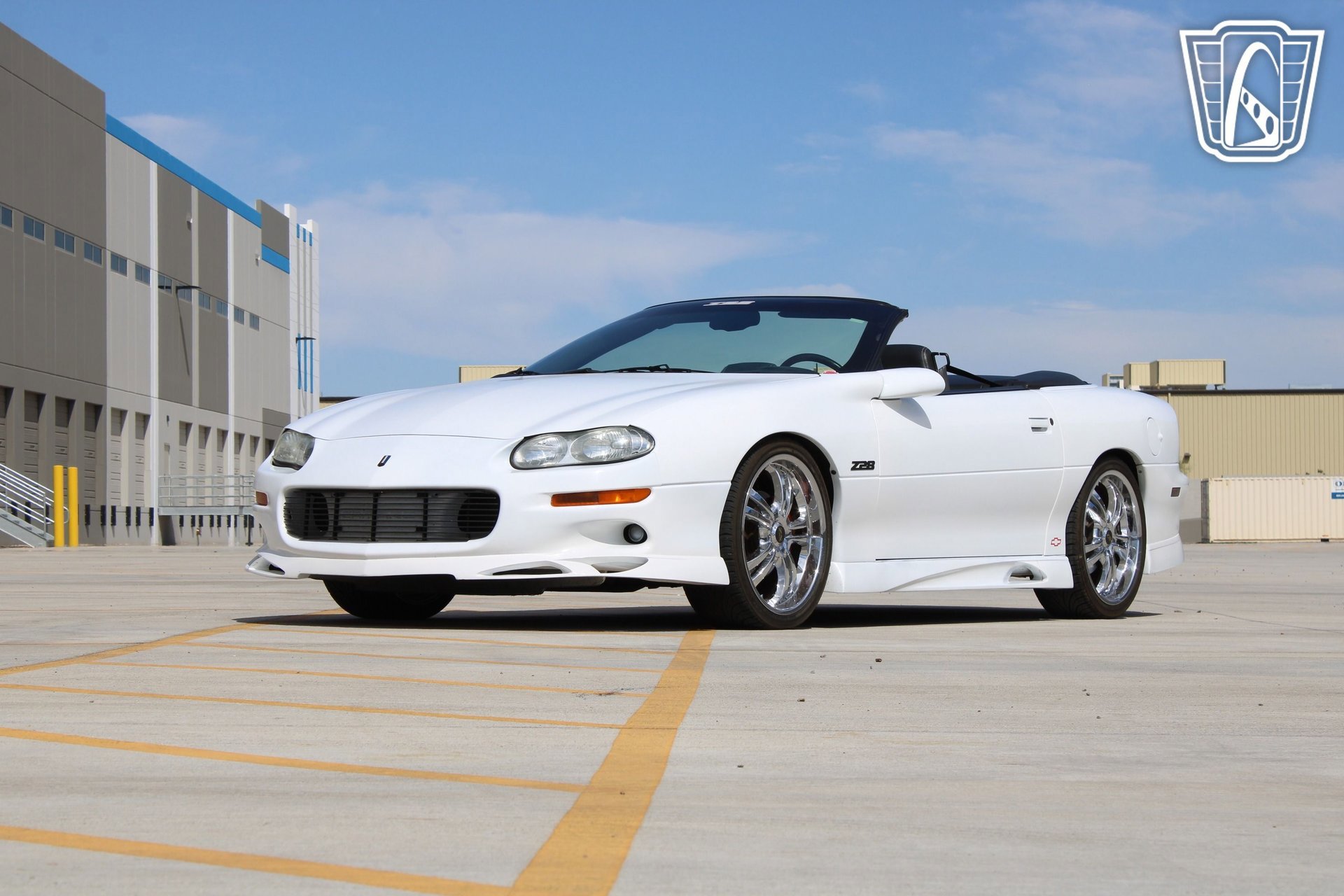 Used 2000 Chevrolet Camaro Z28 image 2