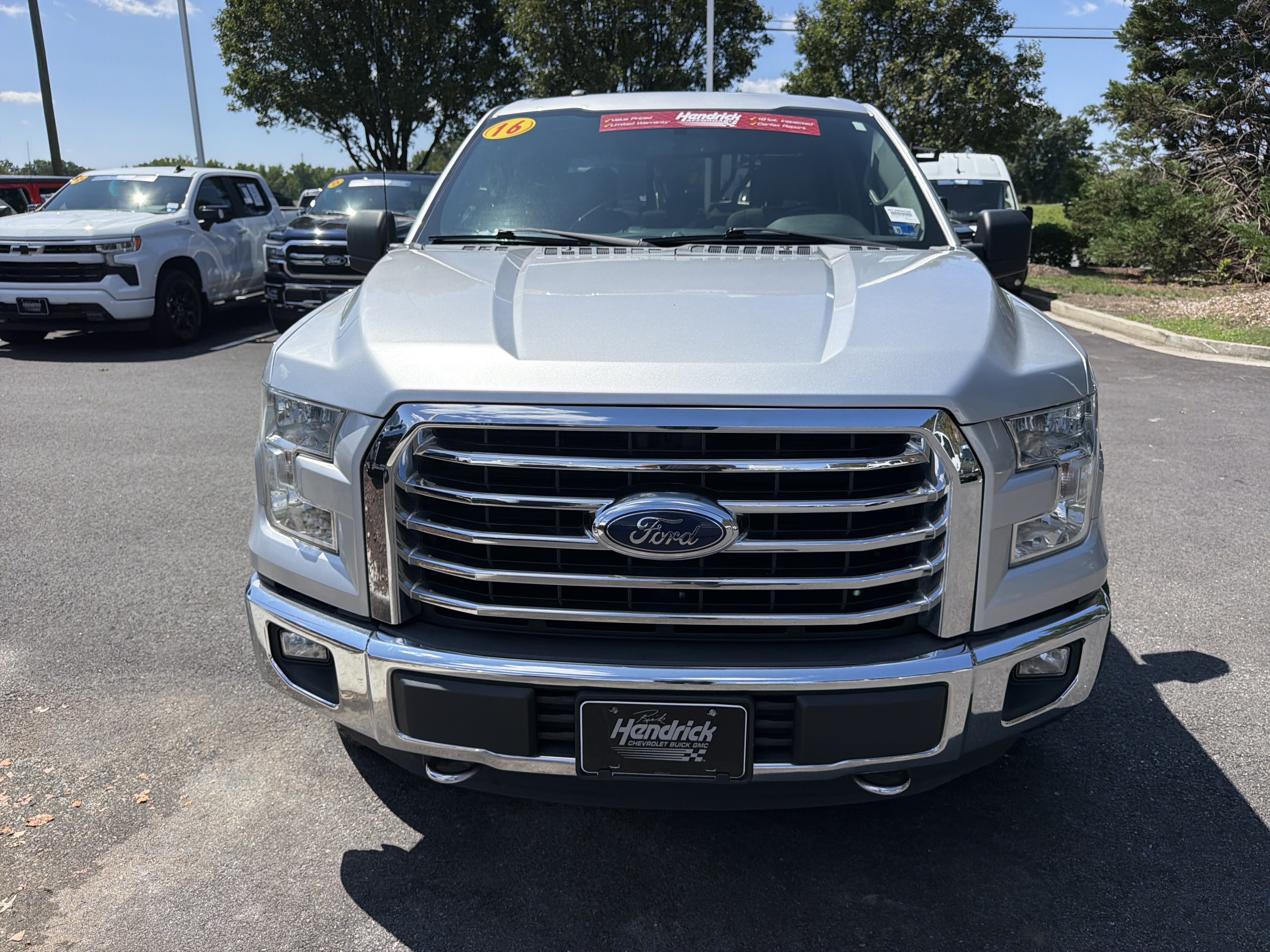 Used 2016 Ford F150 XLT w/ Equipment Group 302A Luxury AWD/4WD image 3