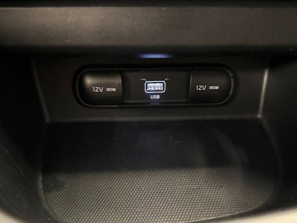 Used 2023 Kia Seltos LX AWD/4WD image 15