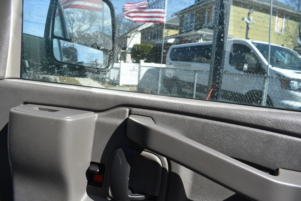 Used 2023 Chevrolet Express 3500 LT w/ LT Preferred Equipment Group image 20