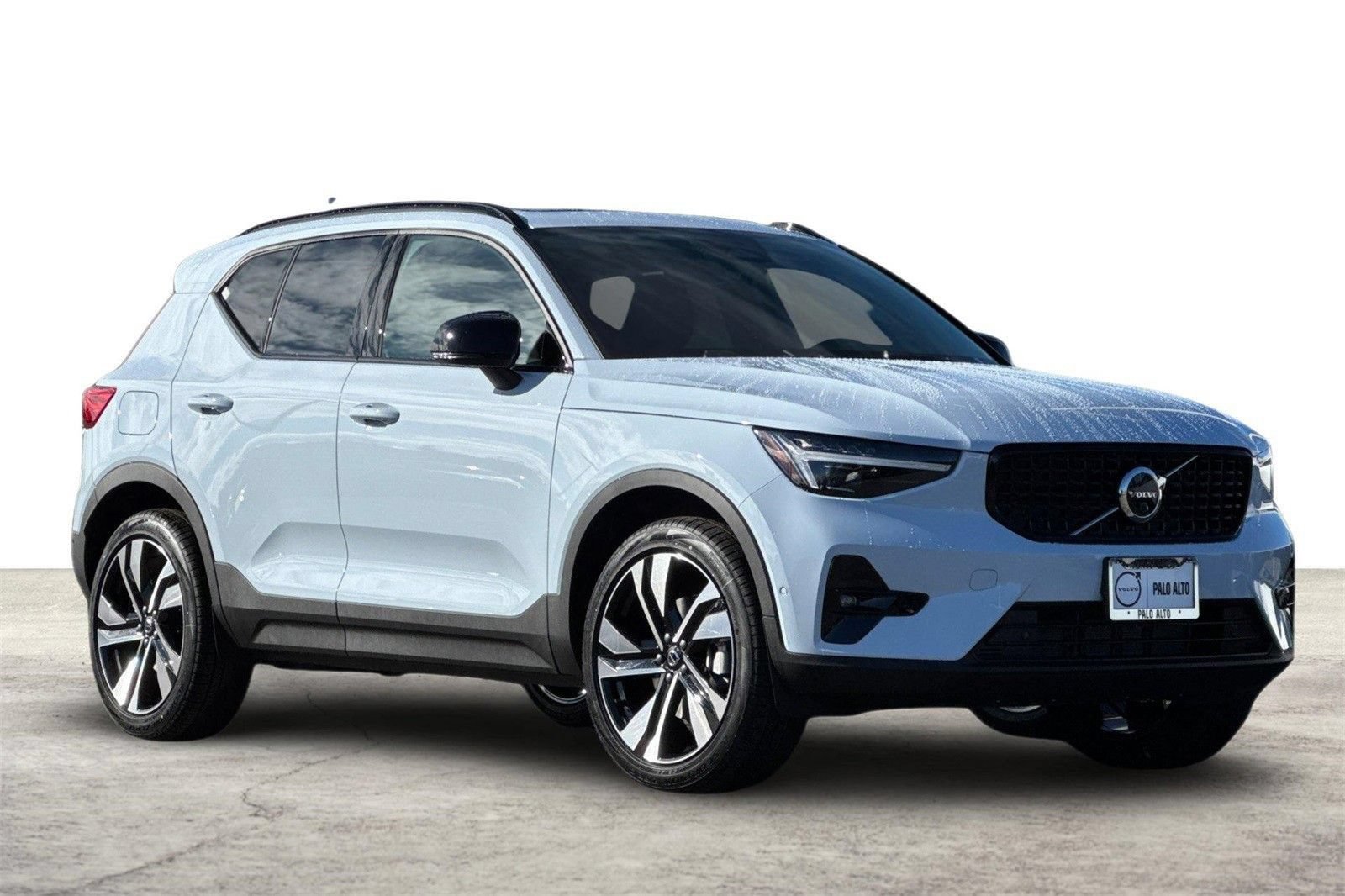 New 2026 Volvo XC40 B5 Ultra w/ Climate Package AWD/4WD image 11