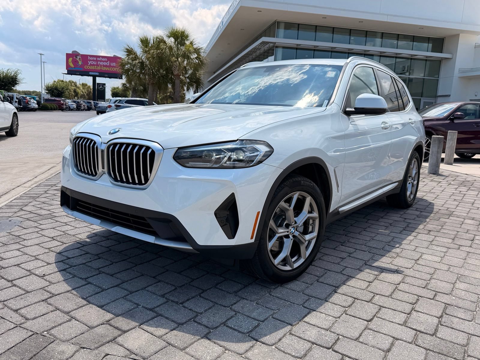 Used 2022 BMW X3 xDrive30i AWD/4WD image 1