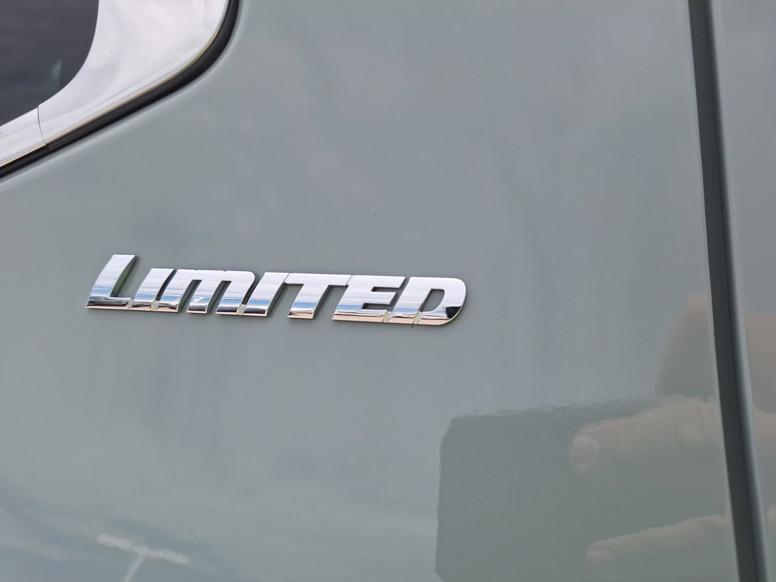 Used 2026 Toyota Tundra Limited AWD/4WD image 13