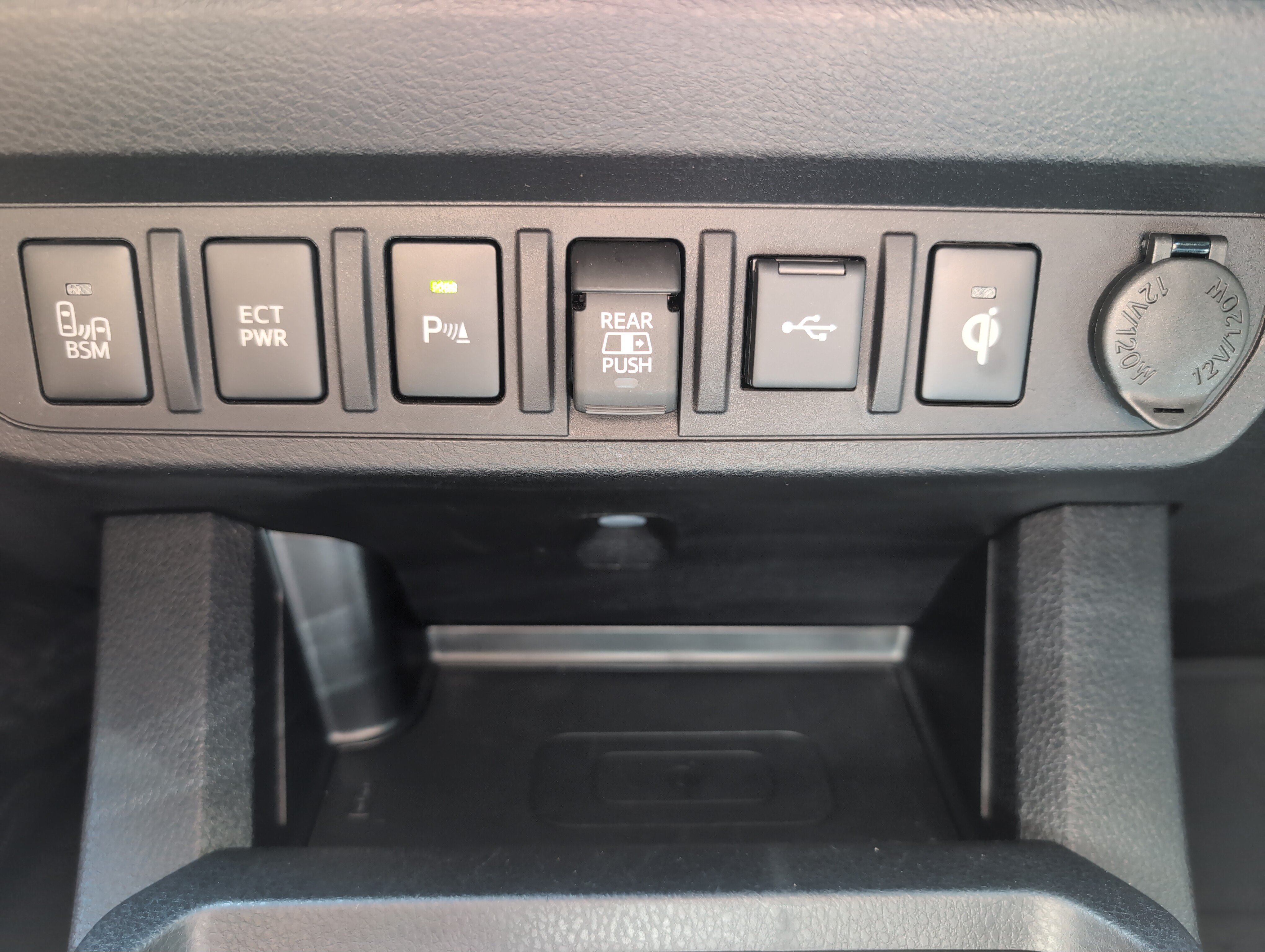 Certified 2023 Toyota Tacoma TRD Off-Road w/ Advanced Technology Package AWD/4WD image 35