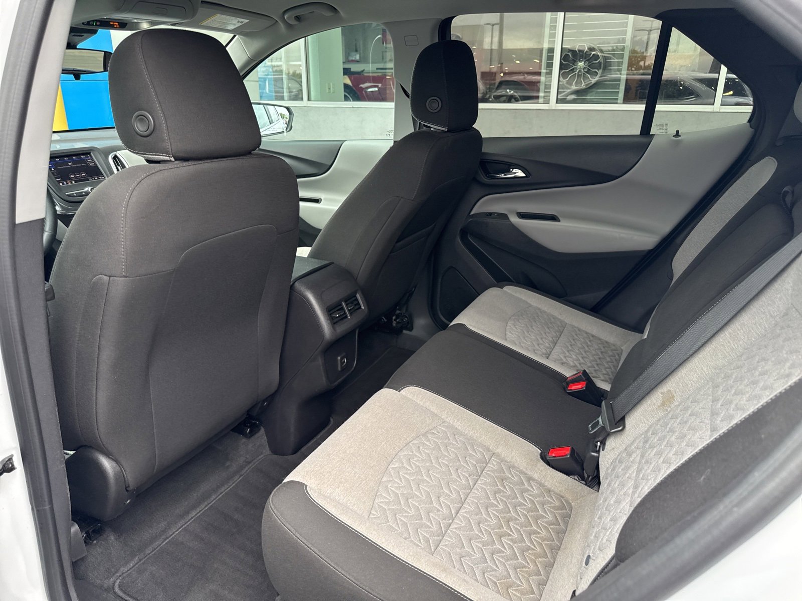 Used 2024 Chevrolet Equinox LT image 17