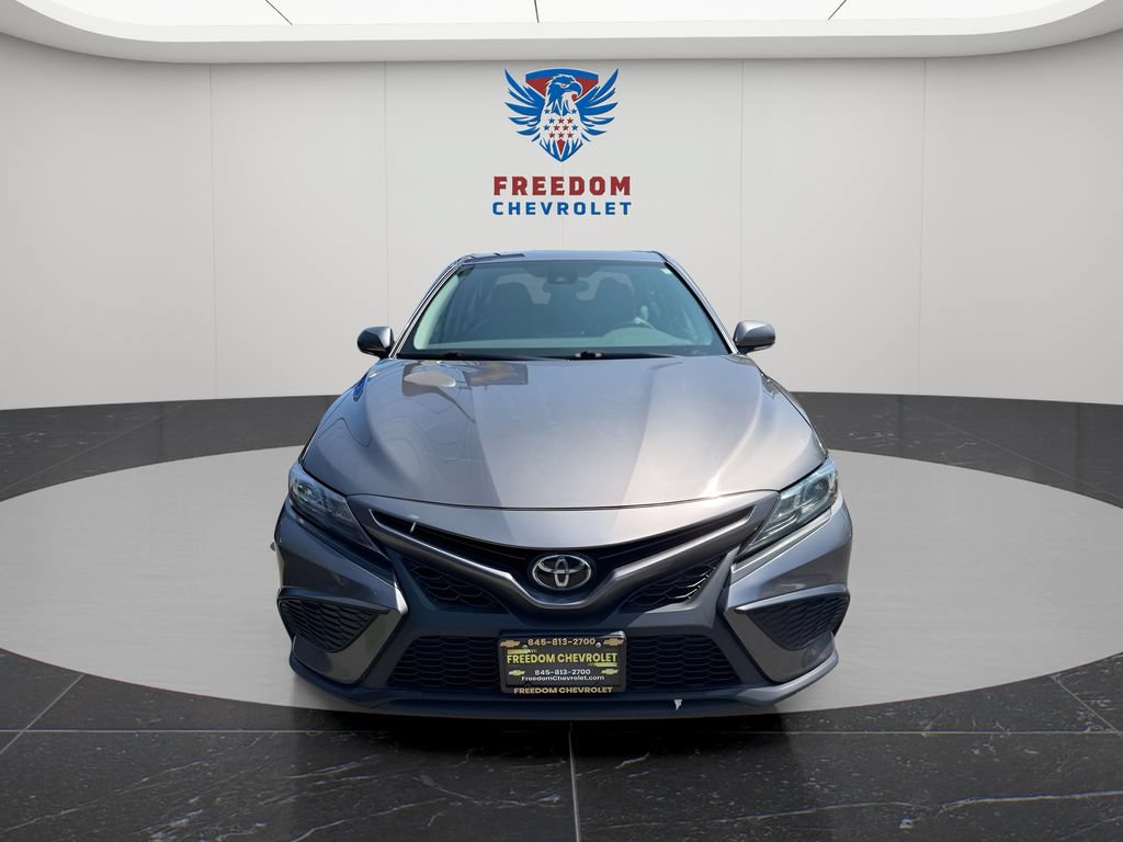 Used 2024 Toyota Camry SE FWD image 9