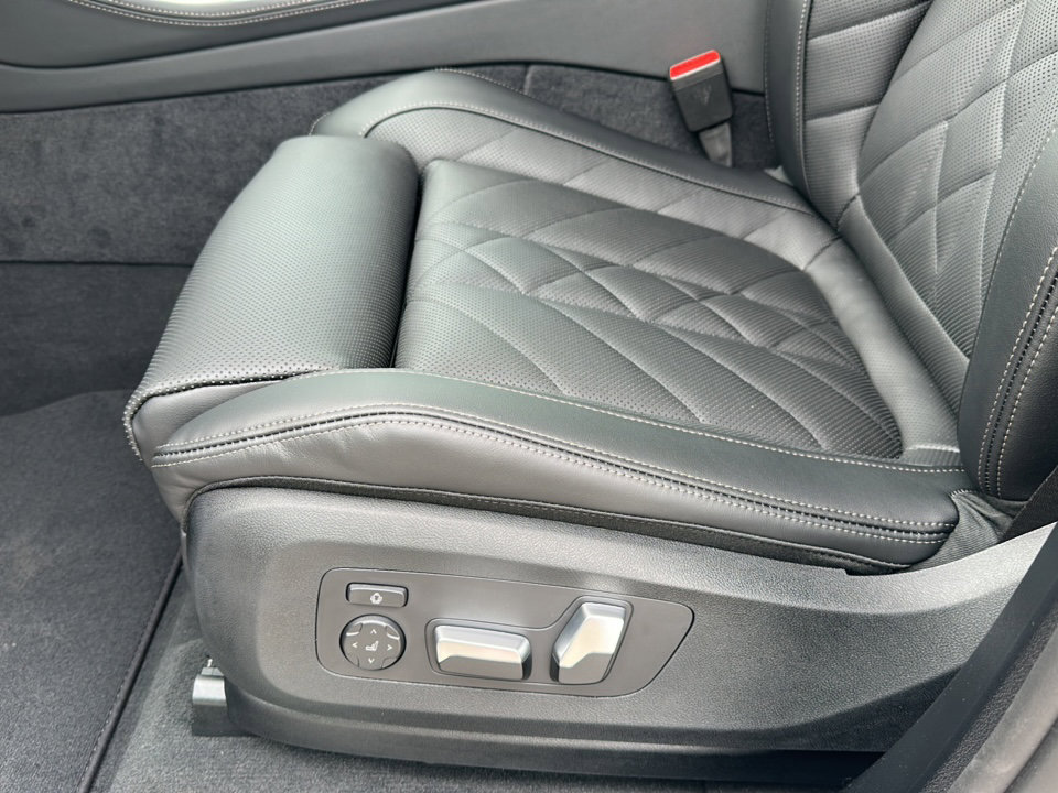 New 2026 BMW X5 sDrive40i w/ M Sport Package RWD image 12