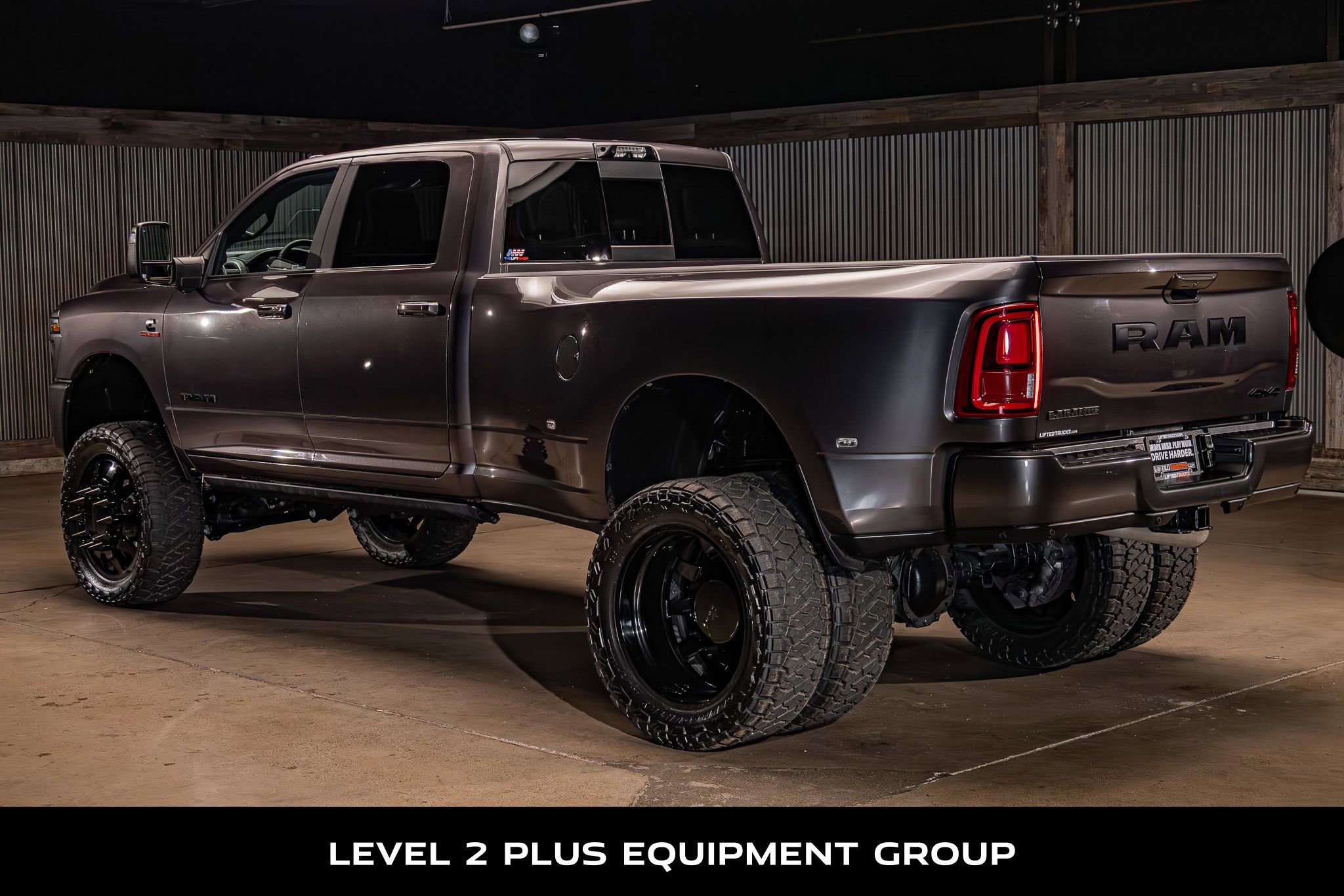 Used 2025 RAM 3500 Laramie AWD/4WD image 7