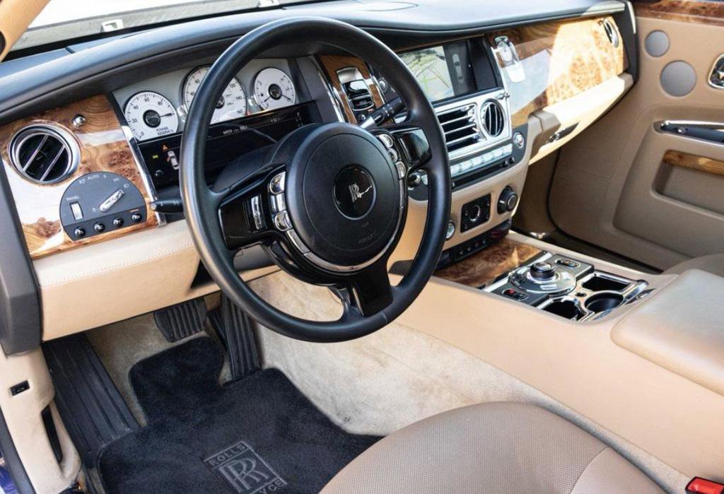 Used 2011 Rolls-Royce Ghost image 6