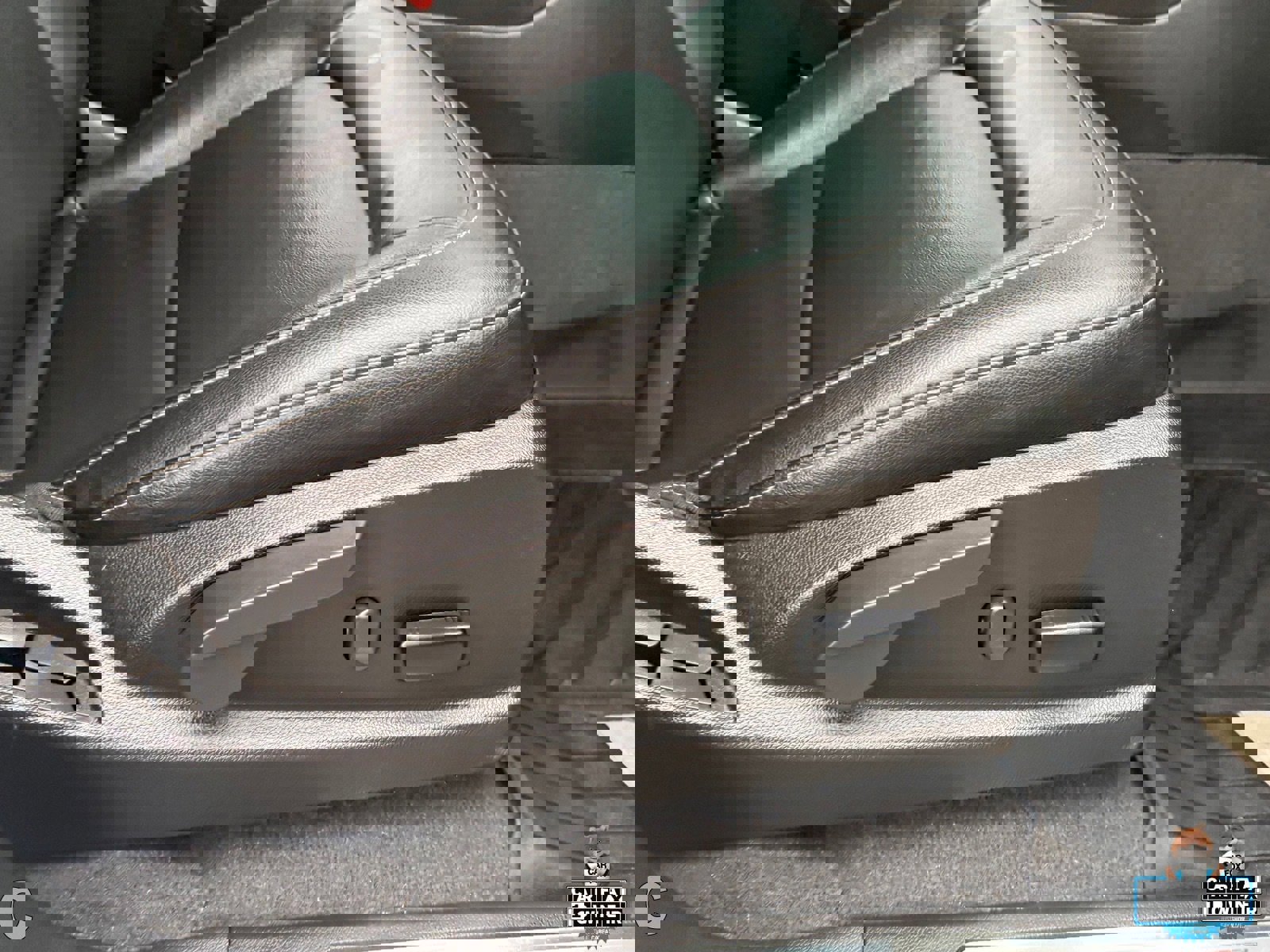 Used 2022 Chevrolet Colorado ZR2 w/ Colorado ZR2 Bison Edition image 11