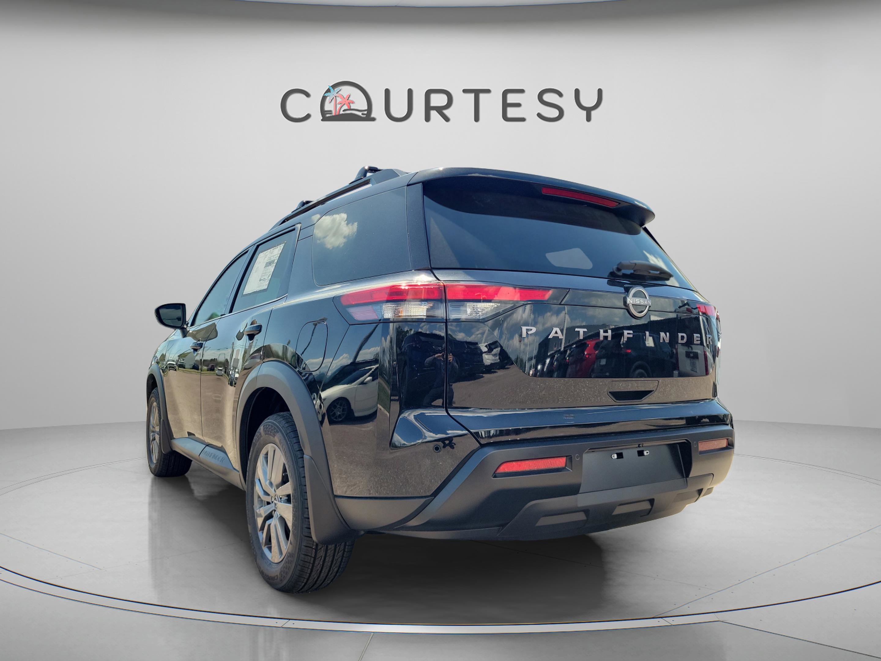 New 2026 Nissan Pathfinder SV image 2