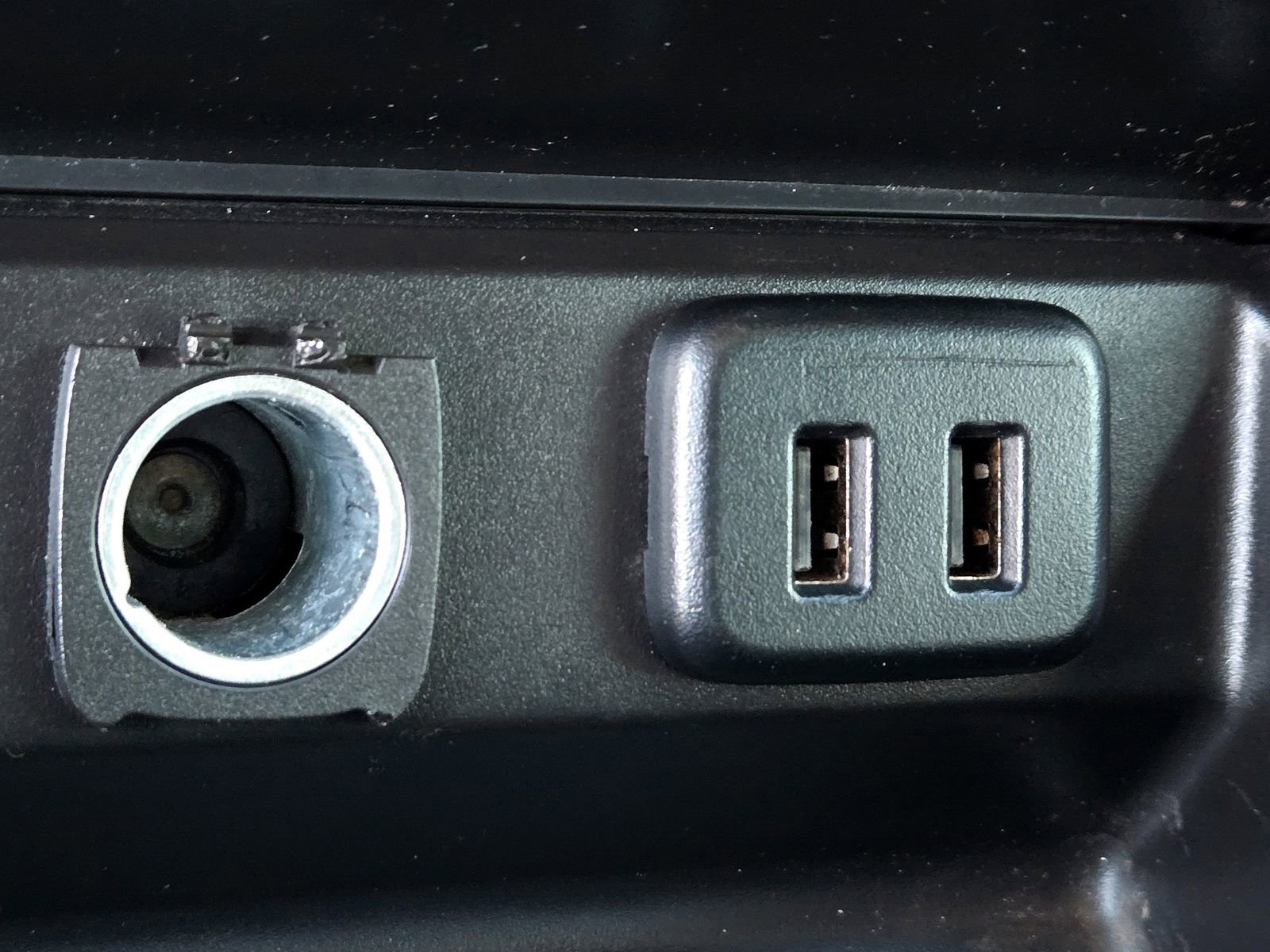 Used 2020 Chevrolet Suburban Premier image 22