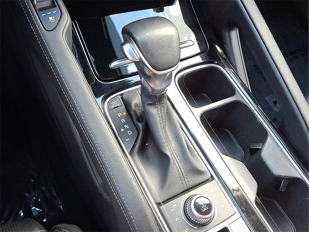 Used 2022 Kia Telluride SX w/ SX Prestige Package image 16