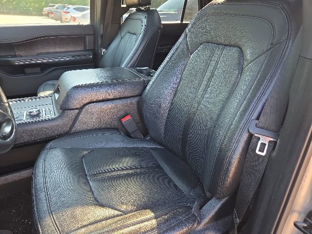 Used 2020 Ford Expedition Limited AWD/4WD image 5
