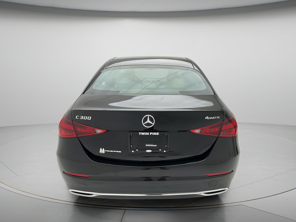 Used 2025 Mercedes-Benz C 300 4MATIC Sedan image 5