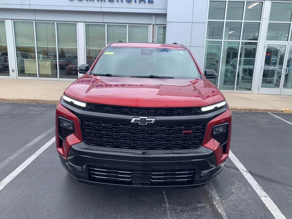 Used 2024 Chevrolet Traverse RS w/ LPO, Floor Liner Package image 2