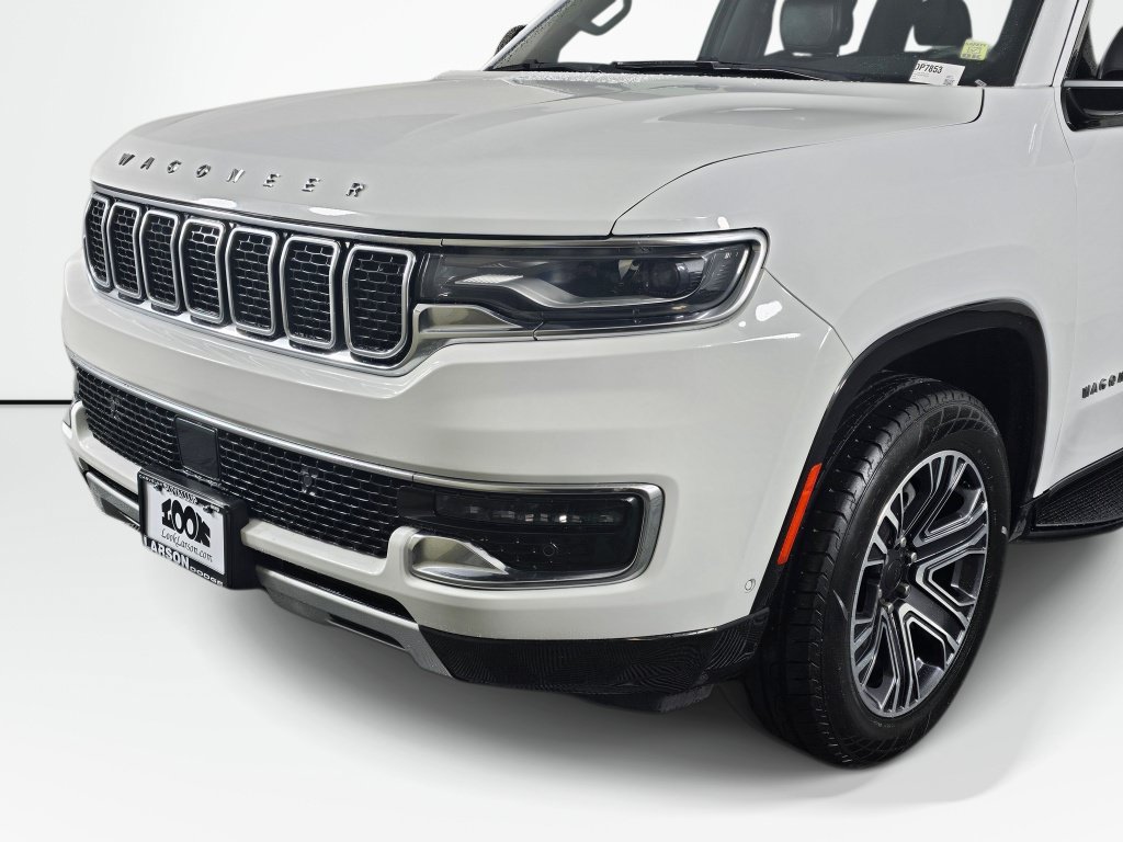 Used 2024 Jeep Wagoneer Series II AWD/4WD image 11