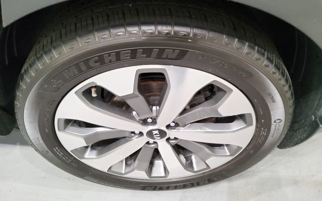 Used 2020 Kia Telluride EX w/ EX Premium Package image 41