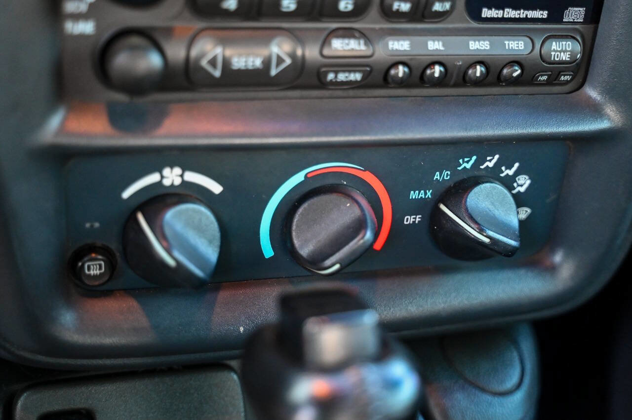 Used 1997 Chevrolet Camaro Z28 image 72