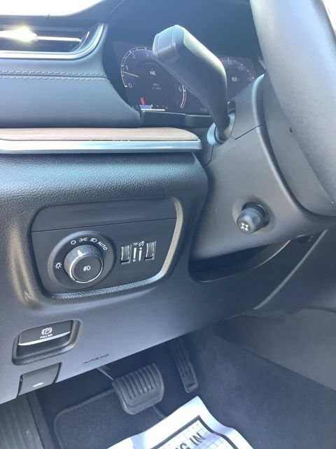 Certified 2023 Jeep Grand Cherokee Summit AWD/4WD image 34
