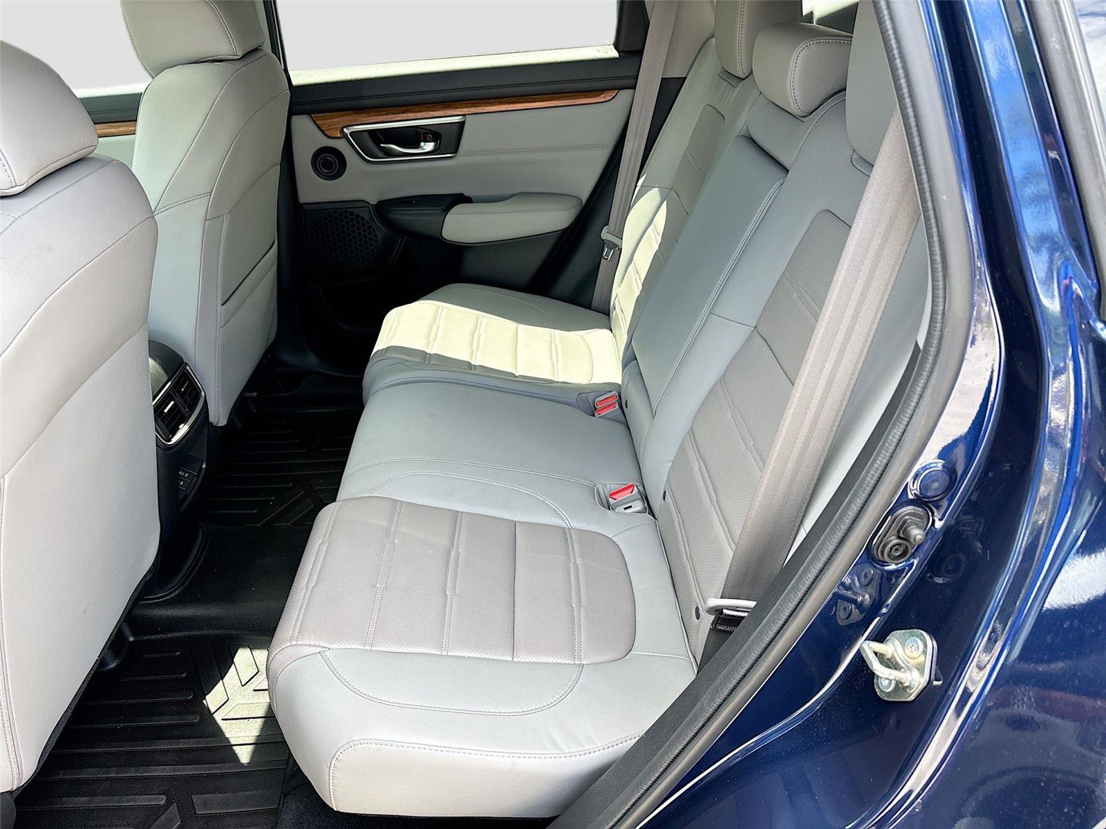 Used 2019 Honda CR-V Touring image 26