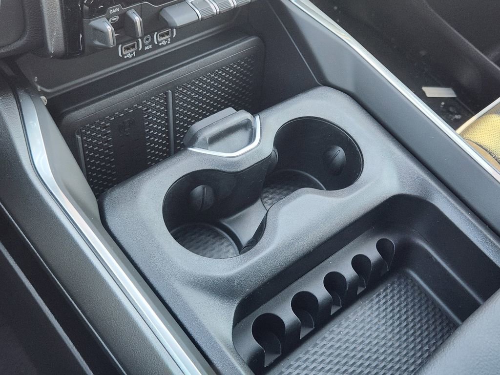 New 2026 RAM 1500 Laramie w/ Night Edition image 15