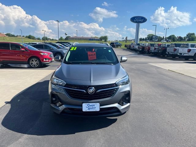 Used 2021 Buick Encore GX Select w/ Sport Touring Package FWD image 2