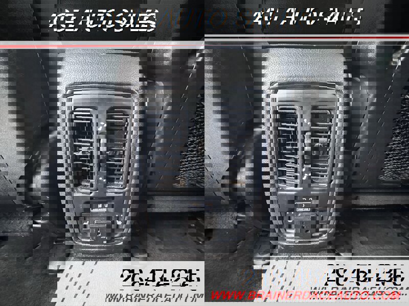 Used 2014 Dodge Durango Limited w/ Rallye Appearance Group image 16