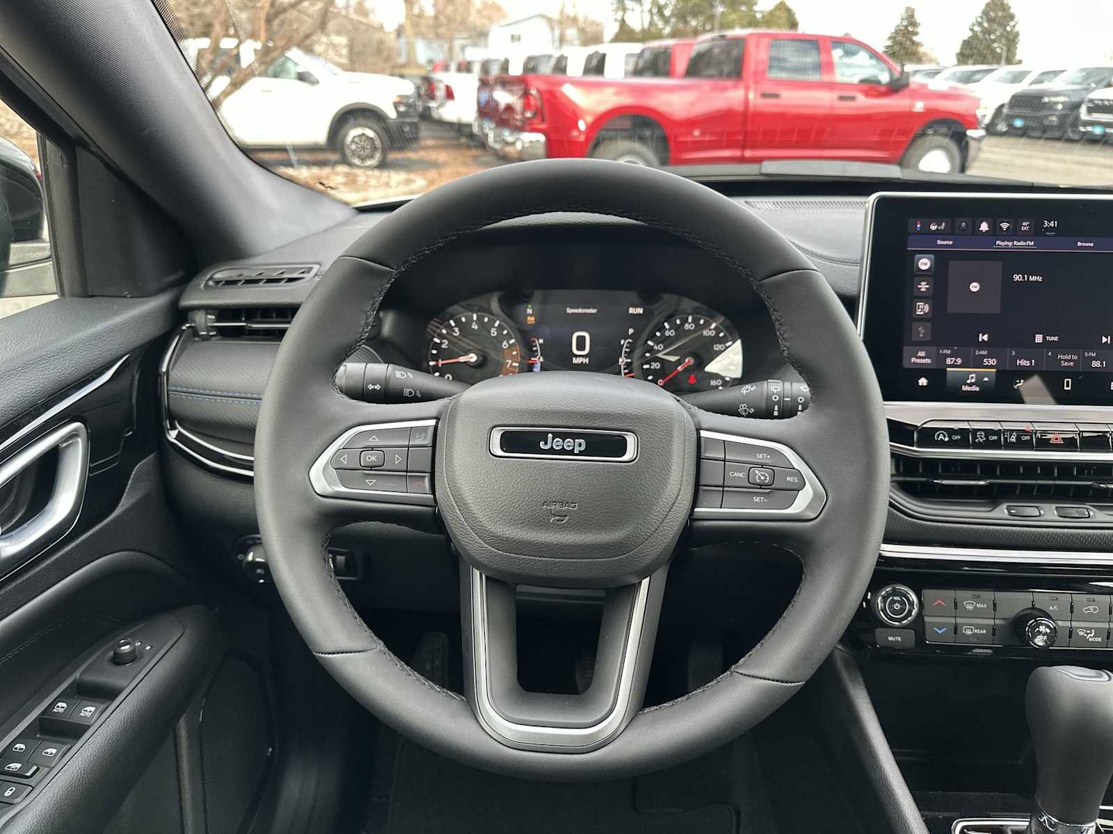 New 2026 Jeep Compass Latitude image 11