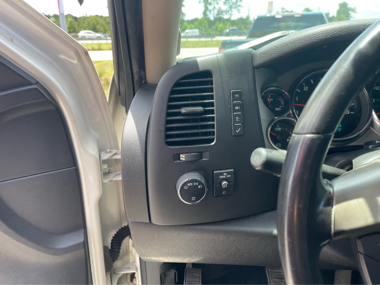 Used 2012 Chevrolet Silverado 1500 LT w/ All-Star Edition AWD/4WD image 14