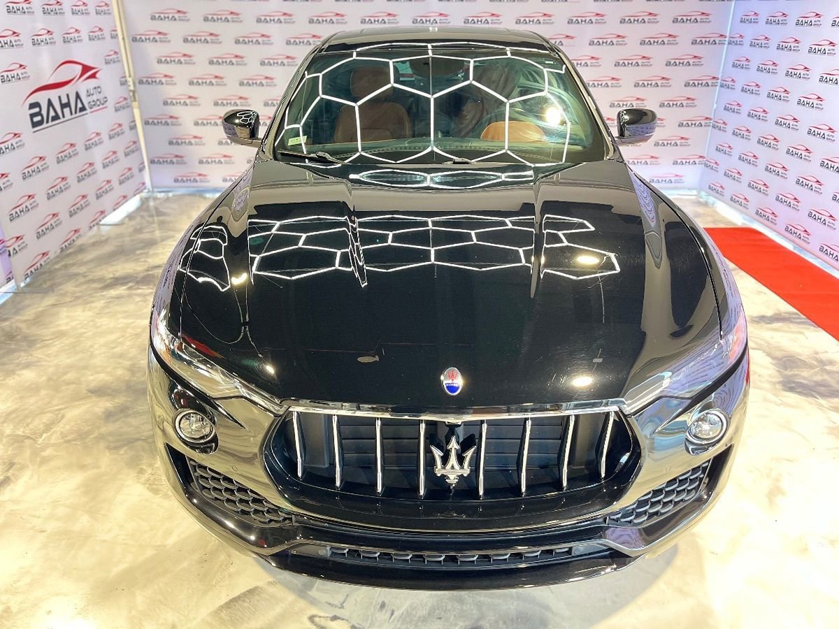 Used 2021 Maserati Levante AWD/4WD image 3