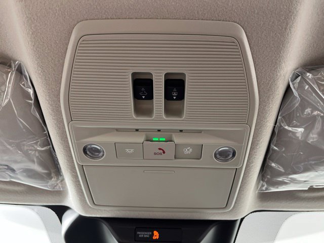 New 2026 Nissan Kicks SR w/ SR Premium Package FWD image 33