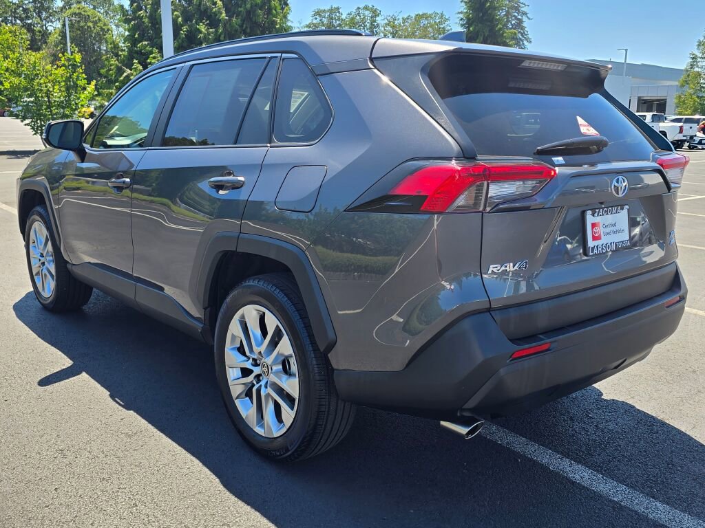 Certified 2025 Toyota RAV4 XLE Premium image 5