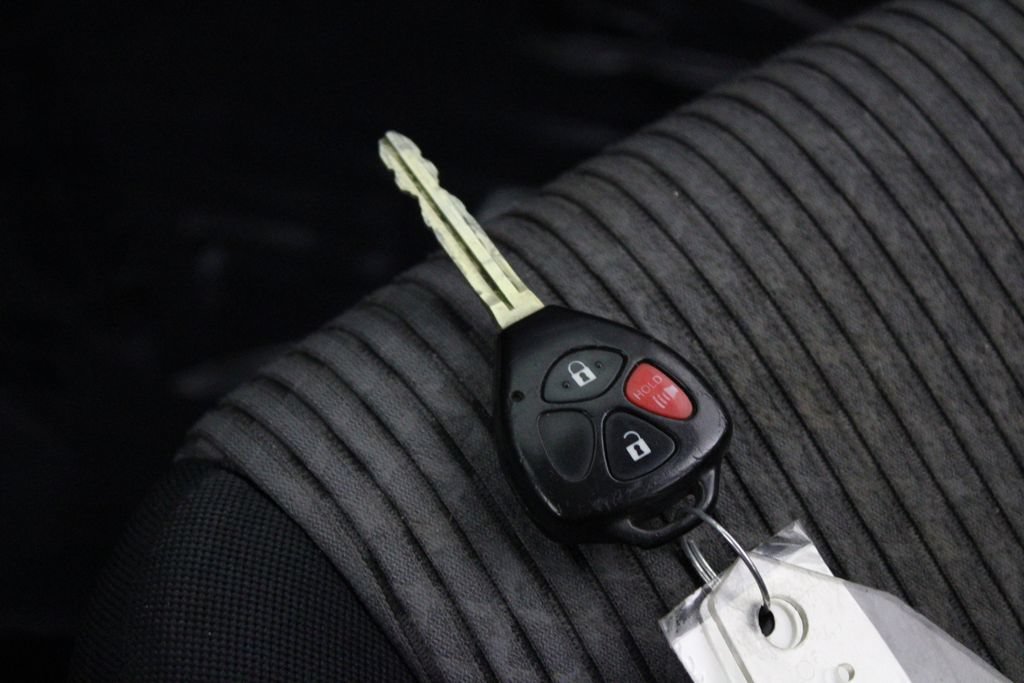 Used 2017 Toyota 4Runner SR5 RWD image 27
