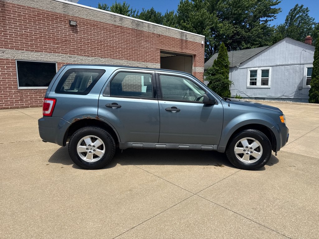 Used 2012 Ford Escape XLS FWD image 4