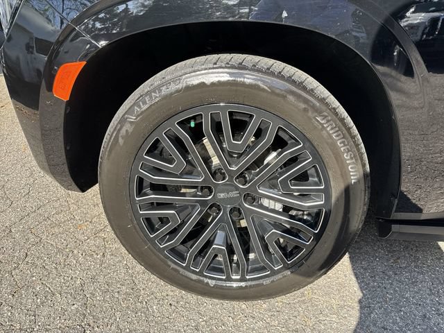 Used 2023 GMC Yukon AT4 w/ AT4 Premium Plus Package AWD/4WD image 12