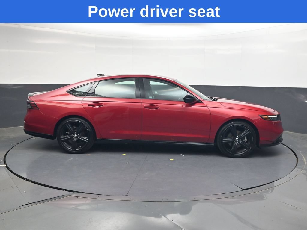 Used 2023 Honda Accord Sport image 3