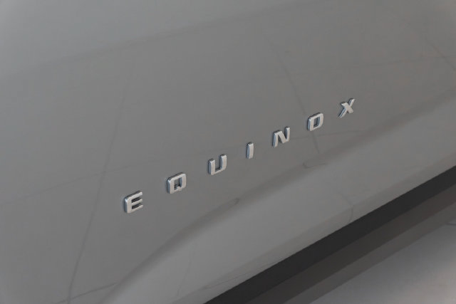 Used 2026 Chevrolet Equinox LT AWD/4WD image 3
