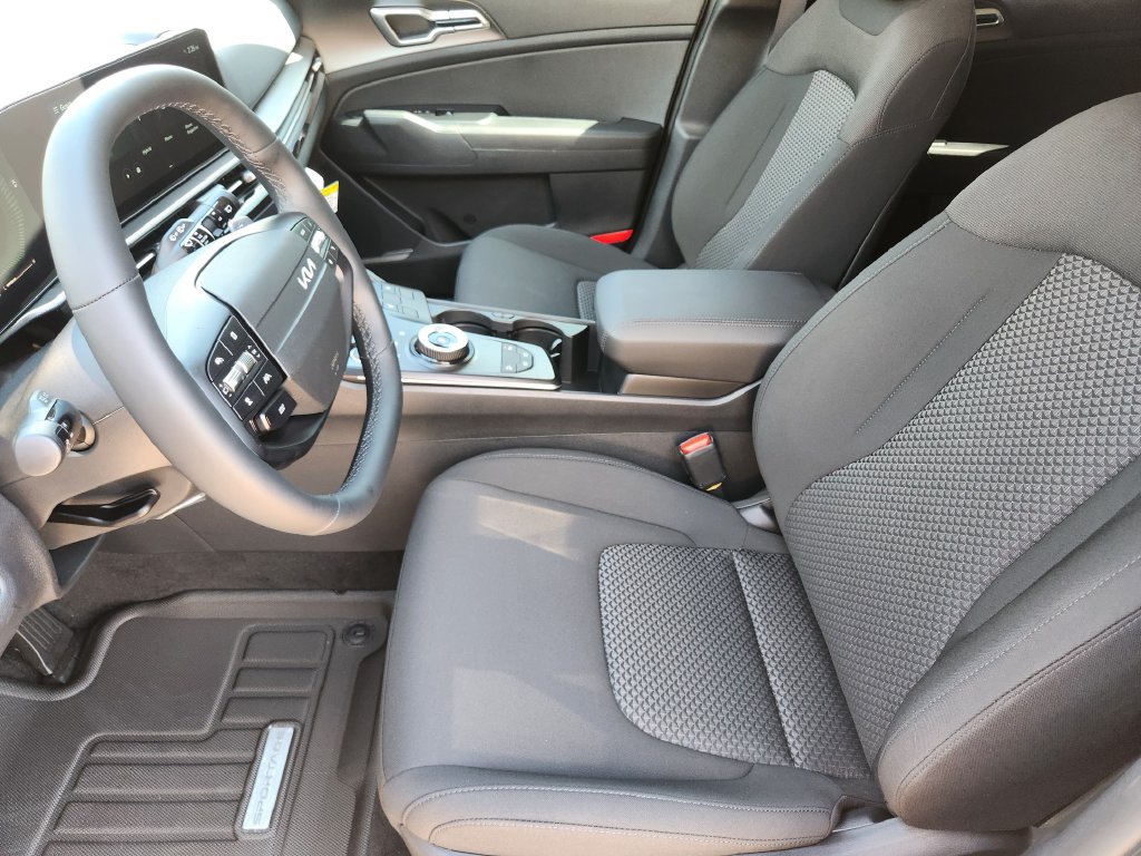 New 2027 Kia Sportage S FWD image 13