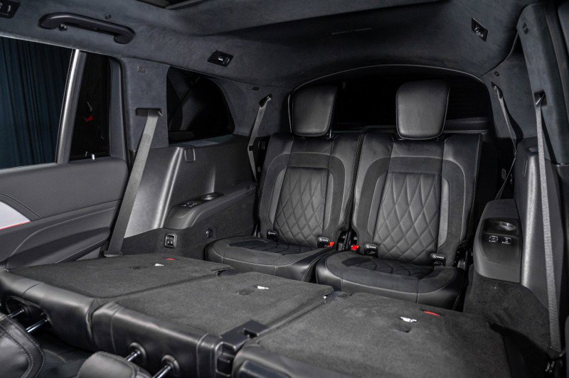 New 2025 Mercedes-Benz GLS 63 AMG 4MATIC image 32