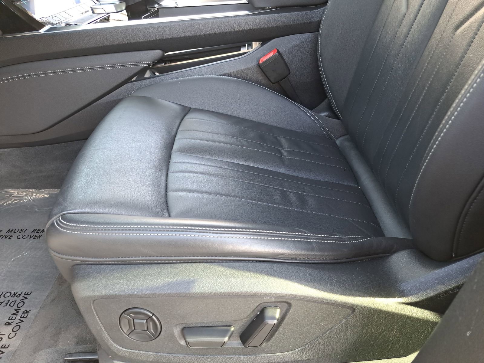 Certified 2023 Audi e-tron Premium w/ Convenience Plus Package image 32