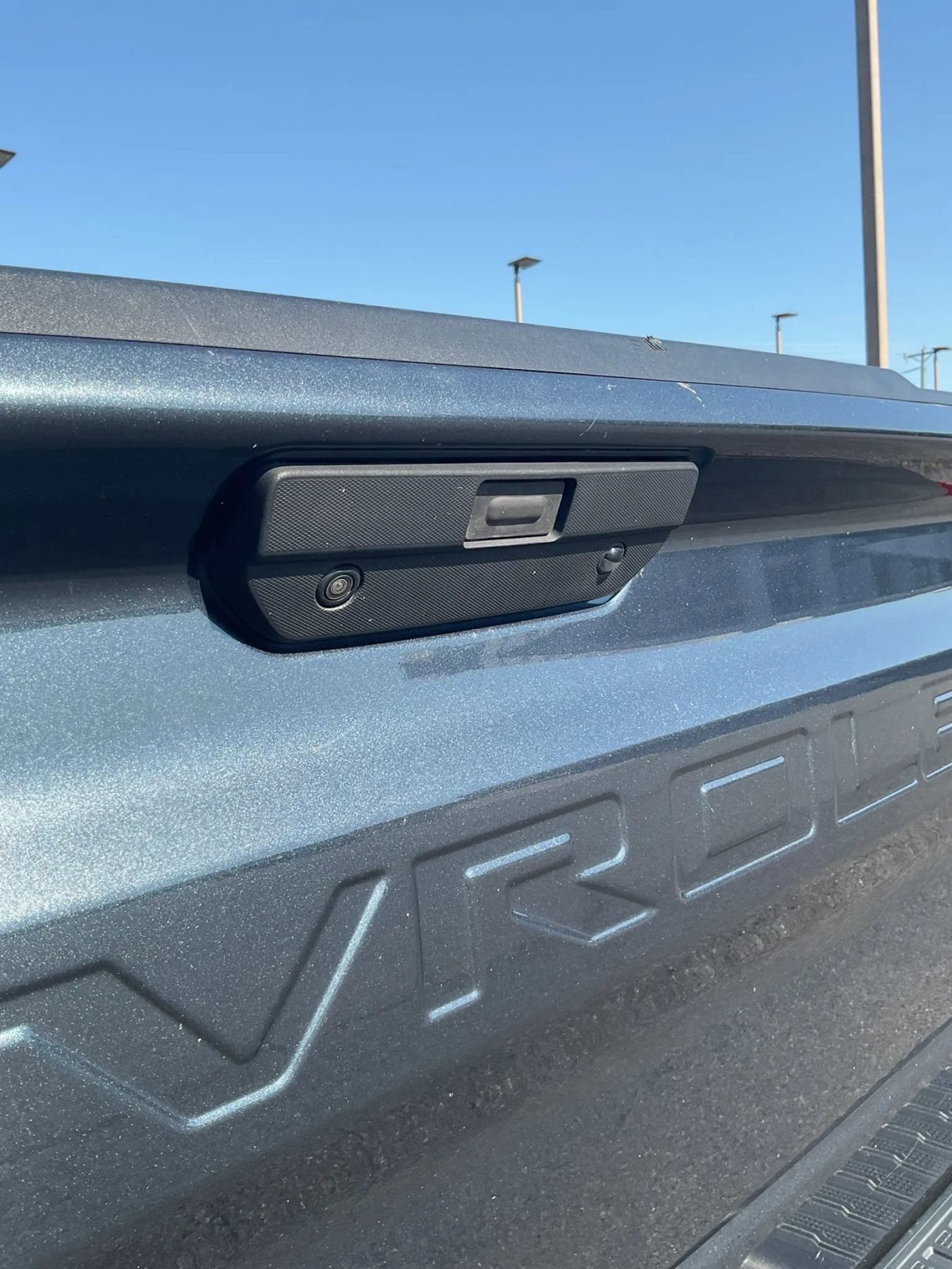 Used 2020 Chevrolet Silverado 1500 Custom Trail Boss w/ Custom Convenience Package AWD/4WD image 16