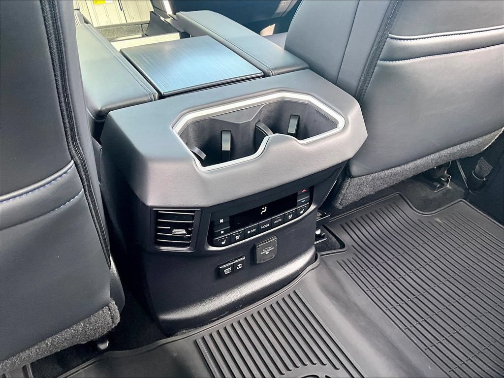 Used 2024 Toyota Sequoia Platinum AWD/4WD image 12