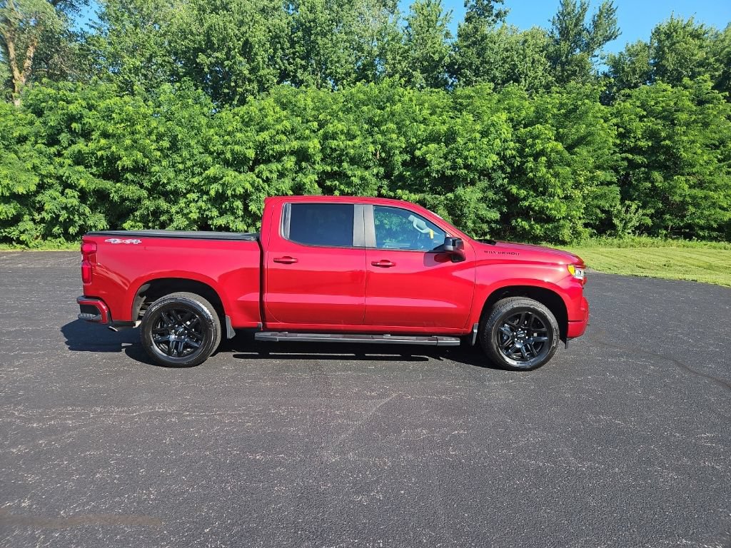 Used 2024 Chevrolet Silverado 1500 RST w/ Protection Package AWD/4WD image 9