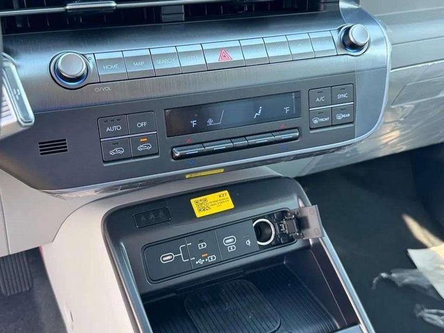 New 2026 Hyundai Kona SEL Premium image 18