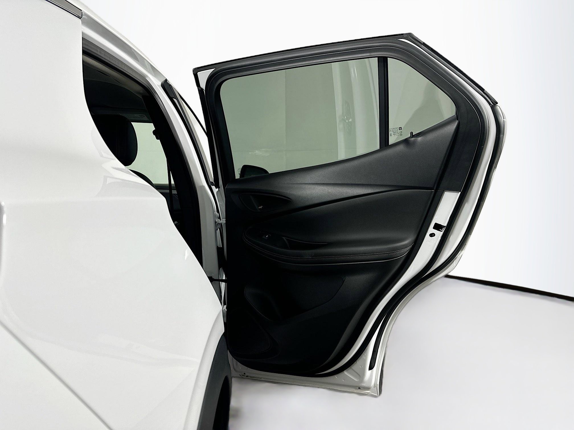 Used 2025 Buick Encore GX Preferred image 28