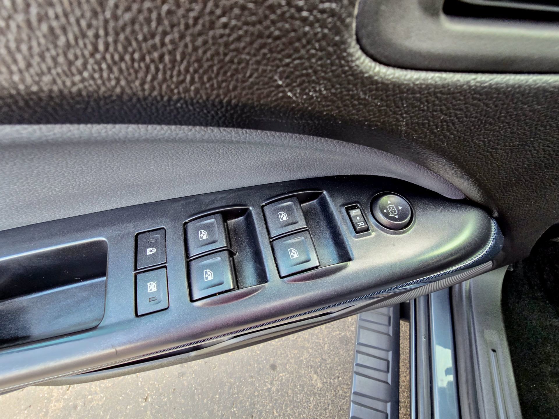 Used 2016 Chevrolet Colorado Z71 image 7